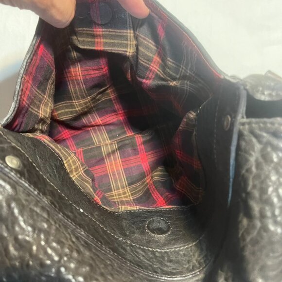 Leather crossbody messenger bag by WILL leather goods - Picture 8 of 9